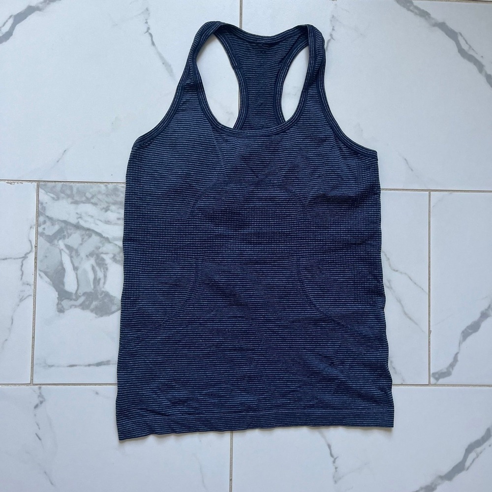 Lululemon swiftly tank top navy stripe sz 8